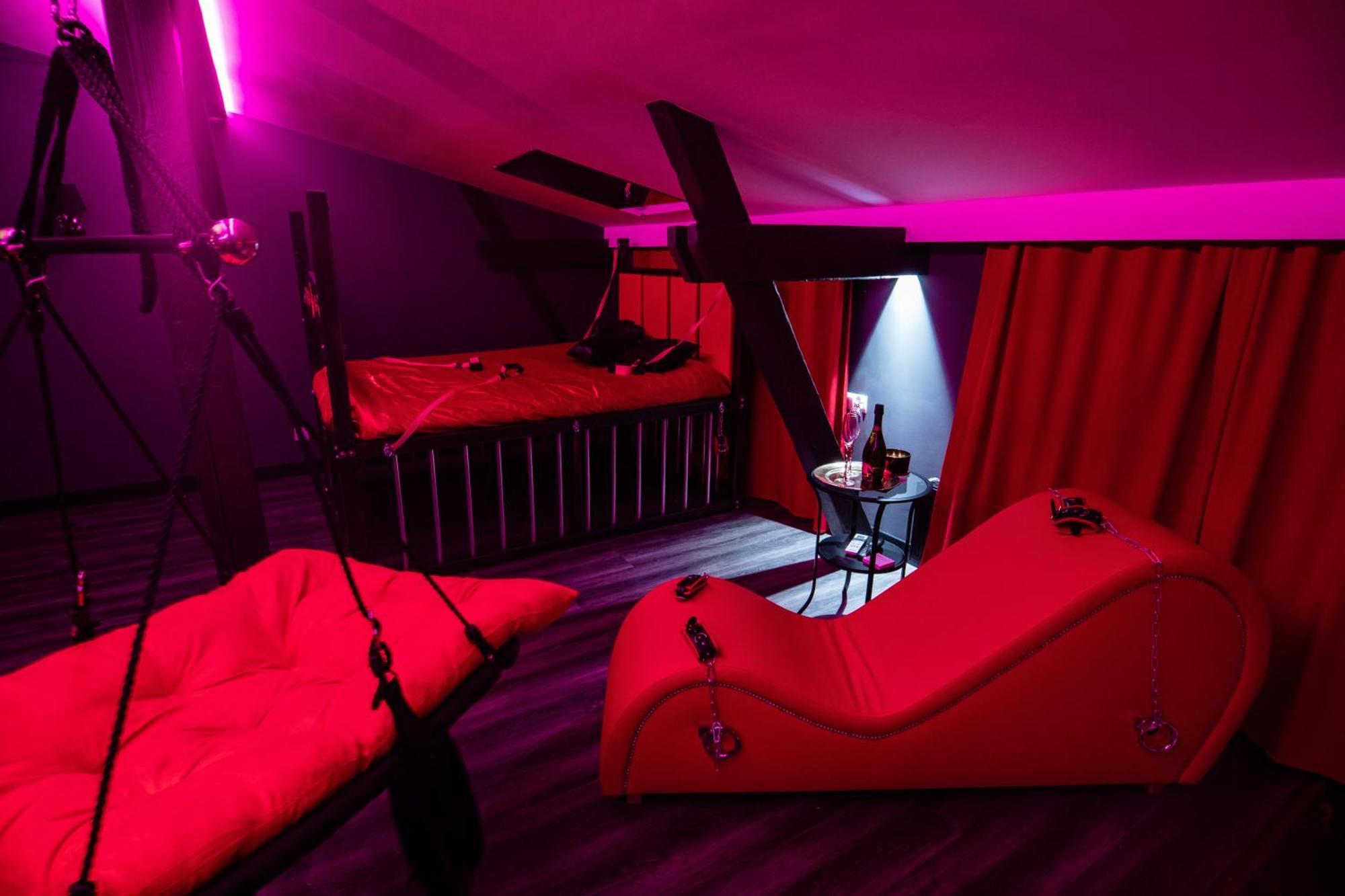 Red Palace Apartament Bdsm Bydgoszcz Exterior photo